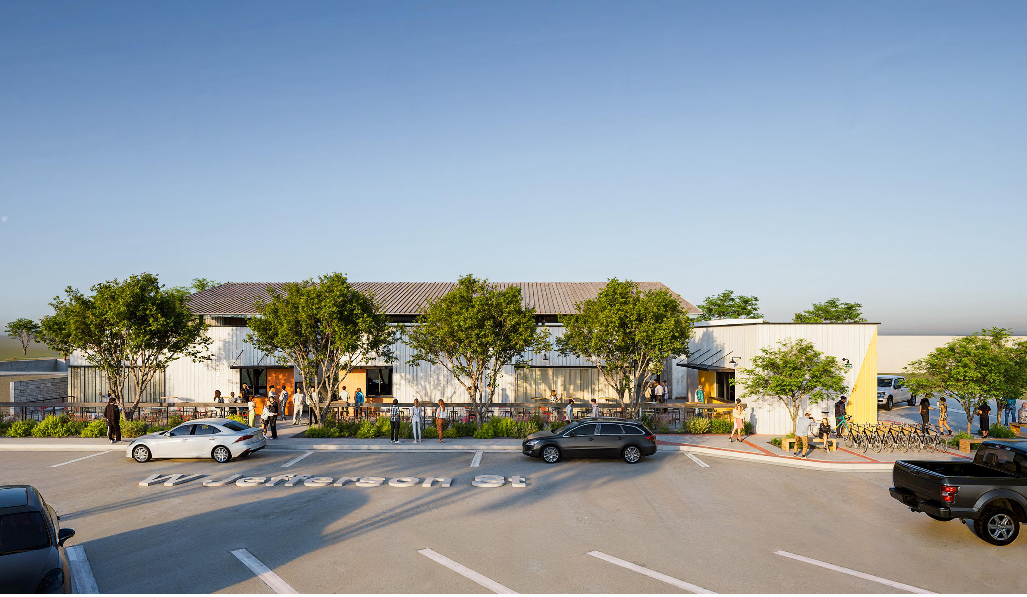Restaurant suites along Jefferson Street